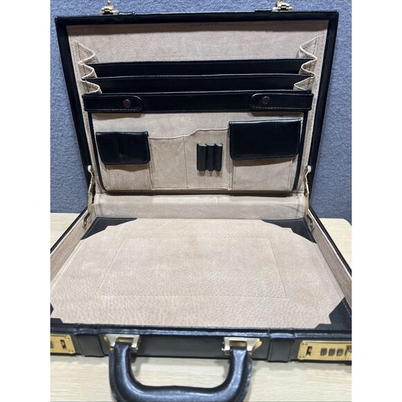 Vintage Black Combination Lock Hardshell Briefcase - Picture 6 of 16